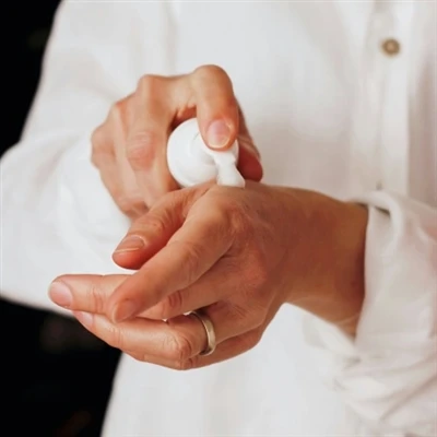 Is Neopentyl Glycol Diheptanoate Safe for Skin?
